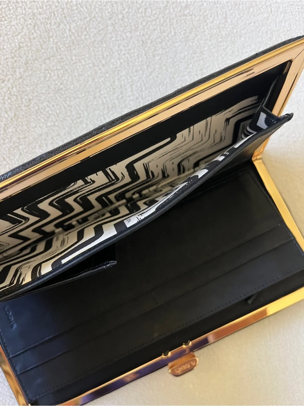 LODIS Black Gold Valley Boulevard Large Ballet Wallet Clutch Stripe Leather Fold